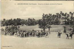 COLOMB BECHAR (Sud Oranais)Escadron De Spahis Traversant La Palmeraie RV Timbte 15c Surchargé Algerie - Bechar (Colomb Béchar)