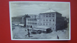 Maribor - Grajski Trg , Hotel Orel ,Restavracija.Bus.Gas Station/petrol Pump - Slovénie