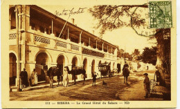 3267 - Algérie  -  BISKRA -  LE GRAND HOTEL DU SAHARA   - Attelage  Cavaliers   1931 - Biskra