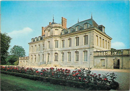 27 - Le Neubourg - Le Château D'Omonville - Côté Jardins Et Entrée Chapelle - Fleurs - CPM - Carte Neuve - Voir Scans Re - Le Neubourg