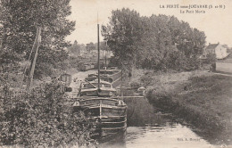 Péniches à La Ferté Sous Jouarre (77- Seine Et Marne) Le Petit Morin - Embarcaciones