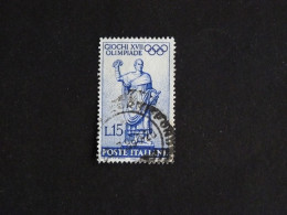 ITALIE ITALIA YT 814 OBLITERE - JEUX OLYMPIQUES DE ROME / STATUE CONSUL ROMAIN - 1946-60: Used