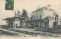 St Saviol * Intérieur De La Gare * Ligne Chemin De Fer - Andere & Zonder Classificatie