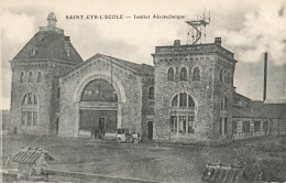 St Cyr L'école * Place Et Institut Aérotechnique - St. Cyr L'Ecole
