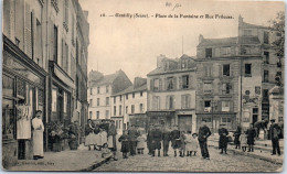 94 GENTILLY - La Place De La Fontaine & La Rue Frileuse  - Gentilly
