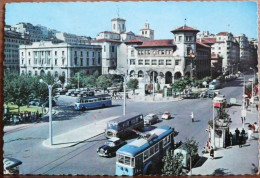 BARCELONE FONTAINE MONUMENTALE ET PALAIS DE MONTJUICH CARTE DE 1966 - Barcelona