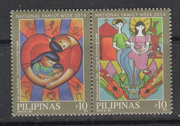 2014 Philippines National Family Week Complete Pair MNH - Philippines