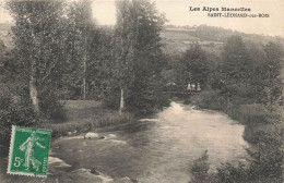 St Léonard Des Bois * Une Vue Du Village - Saint Leonard Des Bois