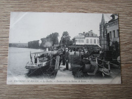 76 LA BOUILLE EMBARCADERE DU BATEAU DE ROUEN ANIMEE - La Bouille