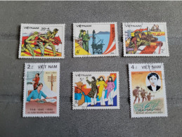 Lot 6 Timbres Vietnam - Vietnam