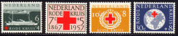 Pays-Bas 1957 Yvert 674 / 677 ** TB - Neufs