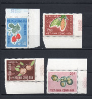 VIETNAM DU SUD   N° 304 à 307    NEUFS SANS CHARNIERE COTE 7.50€     FRUIT FLORE - Vietnam