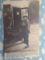 MODE FEMME JUPE CULOTTE Présentée A La Comédie Française Et Aux Courses D'AUTEUIL ( Voir Le Texte ) - Mode