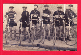 F-95-Taverny-01A112  Carte Photo, Groupe De Coureurs Cyclistes, BE - Taverny