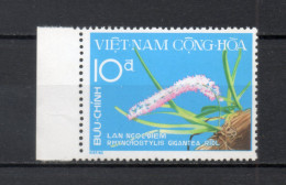 VIETNAM DU SUD   N° 495    NEUF SANS CHARNIERE COTE 1.00€    FLEUR FLORE - Viêt-Nam