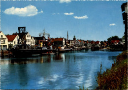 Husum/Nordsee, Innenhafen Mit Hafenstrasse - Husum