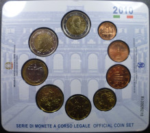 Italia - 2010 - Serie Divisionale - Con 2€ Commemorativa Cavour - Italie