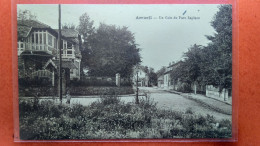 CPA (94)  ARCEUIL. Un Coin Du Parc  Laplace.   Animation.  (1A.n°241) - Arcueil