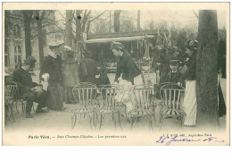 75.PARIS.n°21894.PARIS VECU.AUX CHAMPS ELYSEES.LES PREMIERS PAS - Artisanry In Paris