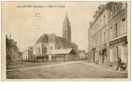 76.BUCHY.n°13577.PLACE DE L'EGLISE.MANQUES - Buchy