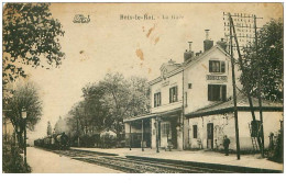 77.BOIS LE ROI.n°17552.LA GARE.TRAIN.TACHES - Bois Le Roi