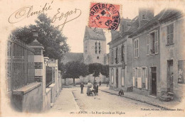 77   .   N° 201652    .    AVON    .     LA RUE GRANDE ET L EGLISE - Avon