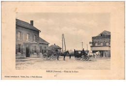 80 . N° 49966 . Nesle. Place De La Gare - Nesle