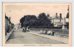 89.AILLANT-SUR-THOLON.LE MONUMENT ET LES ECOLES. - Aillant Sur Tholon