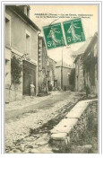 86.MIREBEAU.LA RUE CARNOT, ANCIENNEMENT RUE DE LA MADELEINE (VIEILLE TOUR A ............) - Mirebeau