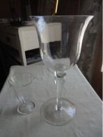Ancien - Grand Verre Photophore Sur Pied En Verre - Glas & Kristal