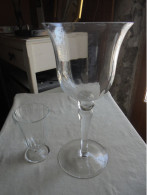 Ancien - Grand Verre Photophore Sur Pied En Verre - Vetro & Cristallo