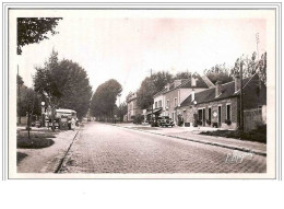 94.VILLECRESNES.ROUTE NATIONALE N°19.POMPE A ESSENCES.CP PHOTO. . - Villecresnes