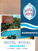 2 Anciens Dépliants Touristiques Sur L'Hôtel Royal, Sorrente (Sorrento) Italie, 1974 - Dépliants Turistici