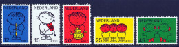 Pays-Bas 1969 Yvert 900 / 904 ** TB Bord De Feuille - Unused Stamps