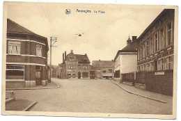 CPA Amougies, La Place - Kluisbergen