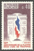 347 France Yv 1777 Flamme Arc Triomphe Drapeau Flag MNH ** Neuf SC (1777-1e) - Francobolli