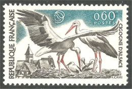 347 France Yv 1755 Cigogne Alsace Elsass Storch Stork Cicogna MNH ** Neuf SC (1755-1c) - Storks & Long-legged Wading Birds