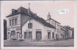 AUTRICOURT- LA MAIRIE- L ECOLE ET LA POSTE- COINT HAUT GAUCHE ROGNE- RARE- GRANDDIDIER - Andere & Zonder Classificatie