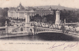 C13-75) PARIS - LE PETIT PALAIS , PRES DU PONT ALEXANDRE III - ( 2 SCANS ) - Ponts