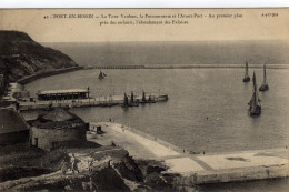 Port En Bessin La Tour Vauban La Poissonnerie - Port-en-Bessin-Huppain