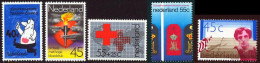 Pays-Bas 1978 Yvert 1094 / 1098 ** TB - Ungebraucht