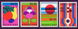 Pays-Bas 1972 Yvert 954 / 957 ** TB - Unused Stamps