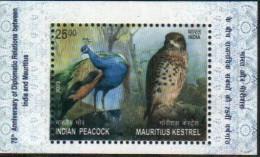 India 2023 Mauritius: 75th Anniversary Of Diplomatic Relations (Indian Peacock Bird And Mauritius Kestrel Birds Of Prey) - Nuovi