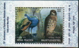 India 2023 Mauritius: 75th Anniversary Of Diplomatic Relations (Indian Peacock Bird And Mauritius Kestrel Birds Of Prey) - Nuevos