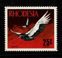 Ref 1641 - Rhodesia Zimbabwe 1970 - 25c Bateleurs Bird Stamp Unmounted Mint MNH SG 449 - Rodesia (1964-1980)