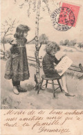 ENFANTS - Des Sœurs S'amusant Ensemble - Carte Postale Ancienne - Scènes & Paysages