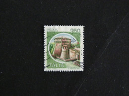 ITALIE ITALIA YT 1446 OBLITERE - FORTERESSE DE MONDAVIO PESARO - 1971-80: Usados