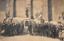 ¤¤  -   LE BUSSEAU   -   Carte-Photo Du Monument Aux Morts Devant L'Eglise      -   ¤¤ - Andere & Zonder Classificatie