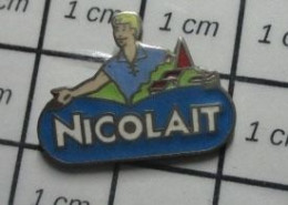 721 Pin's Pins / Beau Et Rare / ALIMENTATION / LAIT NICOLAIT SERRé - Lebensmittel