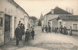 Jarnac Champagne * La Rue Principale Du Village * Coiffeur * Villageois - Andere & Zonder Classificatie